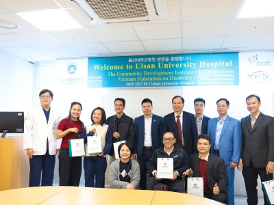 Thăm quan và trao đổi kinh nghiệm về chăm sóc, phục hồi chức năng cho người khuyết tật tại Bệnh viện Đại học Ulsan, Hàn Quốc